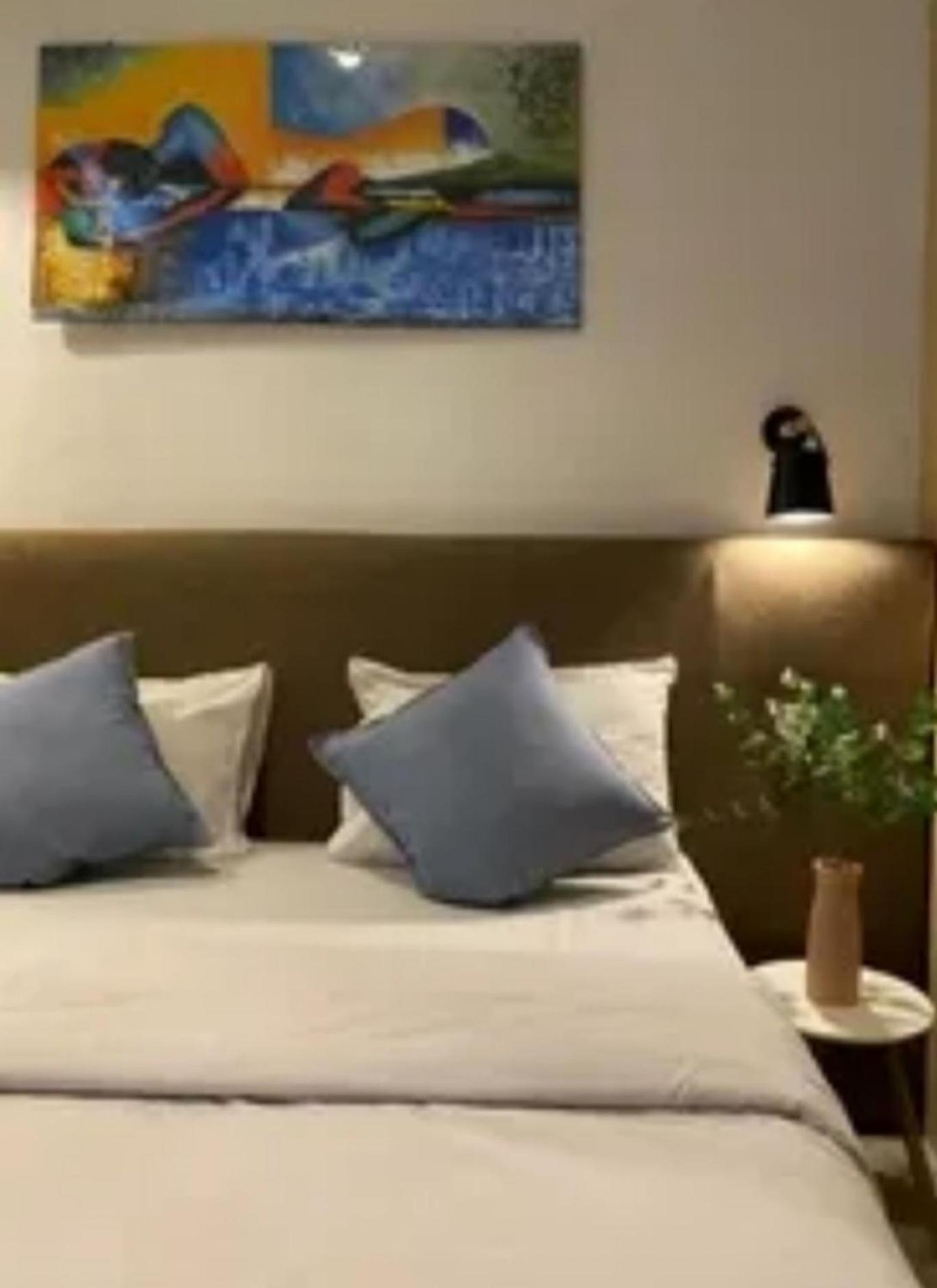 Vosstel Guest House Medan Extérieur photo